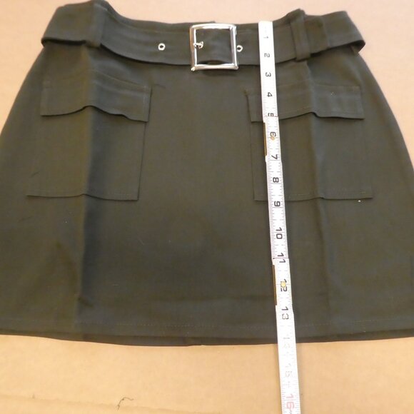 Venus Skirt with Pockets and buckle - Picture 4 of 9